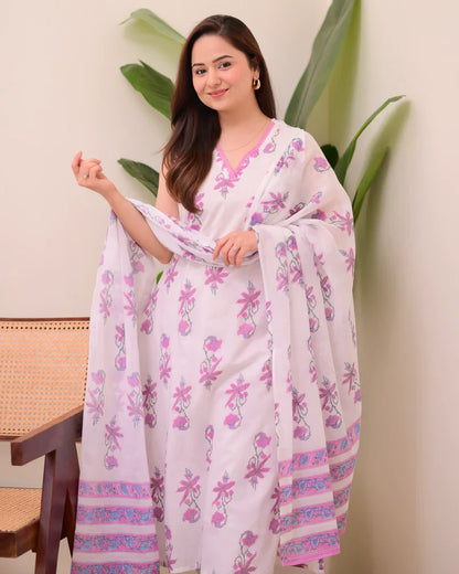 Lilac White Floral Mul Cotton Suit