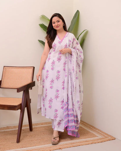 Lilac White Floral Mul Cotton Suit