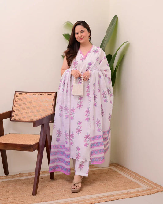 Lilac White Floral Mul Cotton Suit
